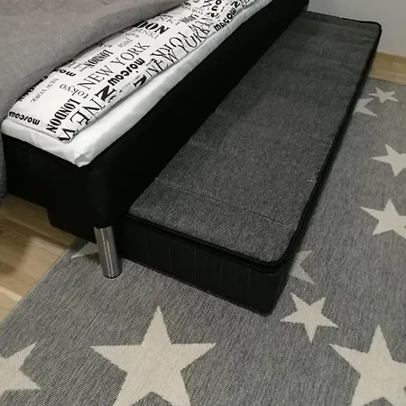 Cozy 1br Lux 10, Huge Balcony Apartmán