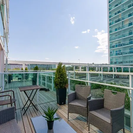 Apartmán Cozy 1br Lux 10, Huge Balcony Oulu